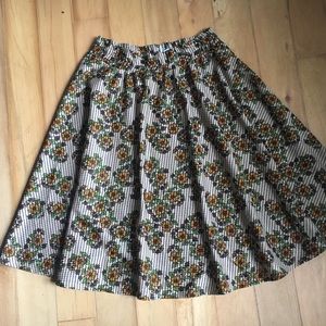 Sunflower skirt🌻